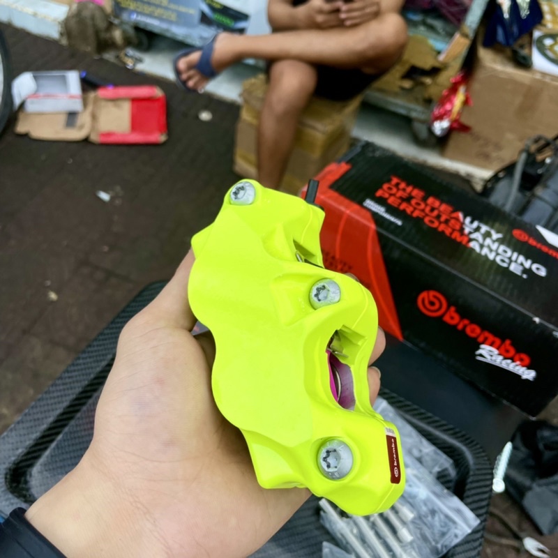 Heo Dầu Brem Tai xanh 4 Piss Exciter 150/155 Winner