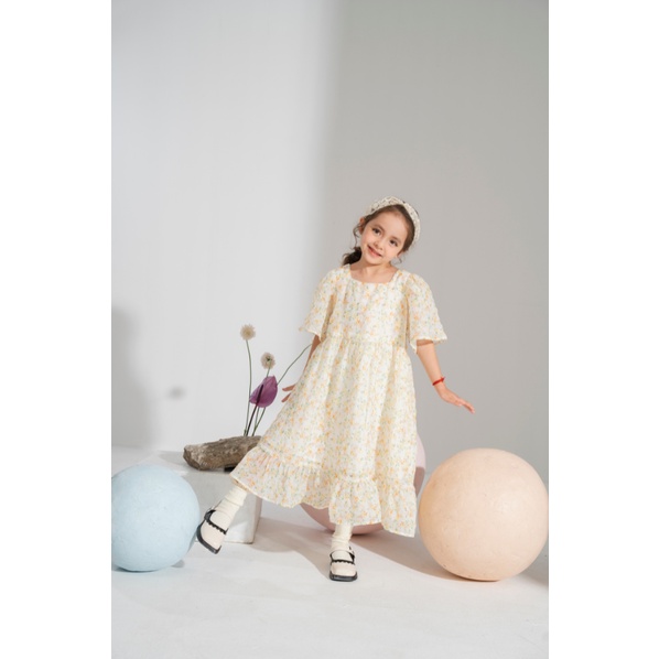 Đầm bé gái thiết kế CRABIE Voan tơ cổ vuông tay rơi - Elise Dress - Hoa nhí Vàng