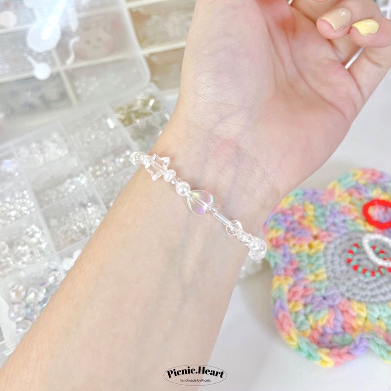 Vòng Tay Trong Suốt GLOSSY BRACELET