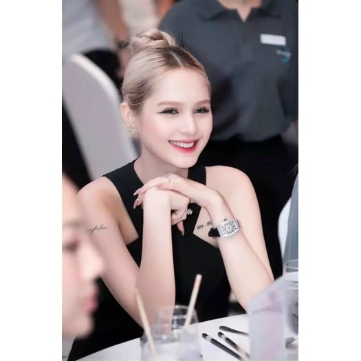 Jum Dài Hở Eo Sexy Cổ Chéo CC018