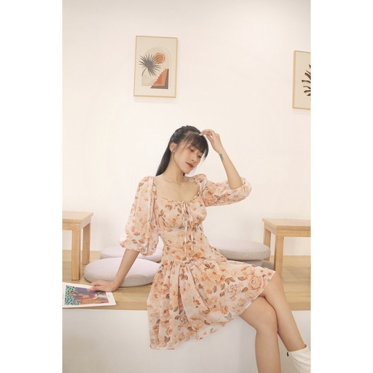 𝗖𝗛𝗘𝗘𝗞𝗬.𝗥𝗢𝗢𝗠|Đầm chiết eo kết hợp tùng váy xoè| 𝗩𝗲𝗿𝗮 𝗗𝗿𝗲𝘀𝘀