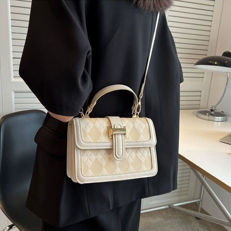 Mischa Túi Đeo Chéo Hình Thoi Chất Liệu Da PU Cao Cấp Hợp Thời Trang