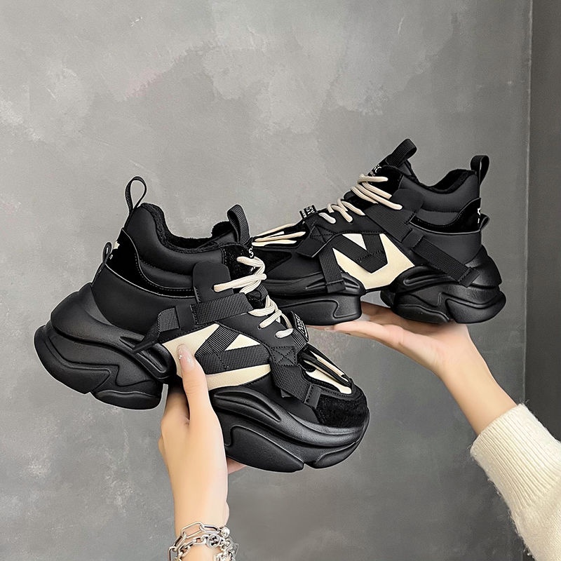 Giày Thể Thao Đế Dày Siêu Nhẹ Phong Cách Mới