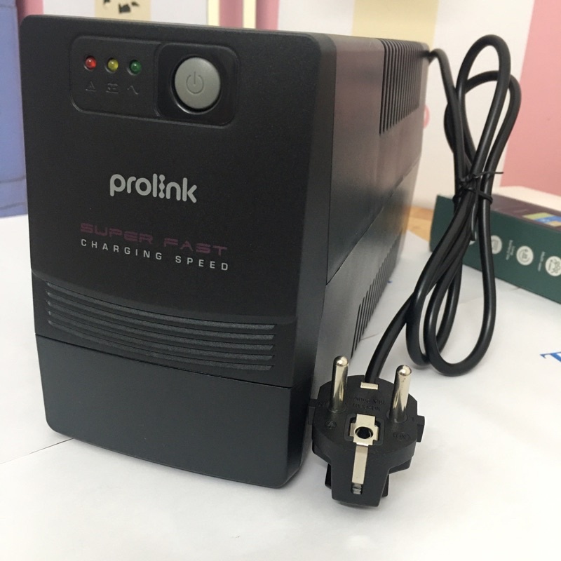 UPS Bộ lưu điện Prolink PRO700SFC 650VA (công suất 360W), dùng cho PC, Camera, Wifi...Sạc siêu nhanh