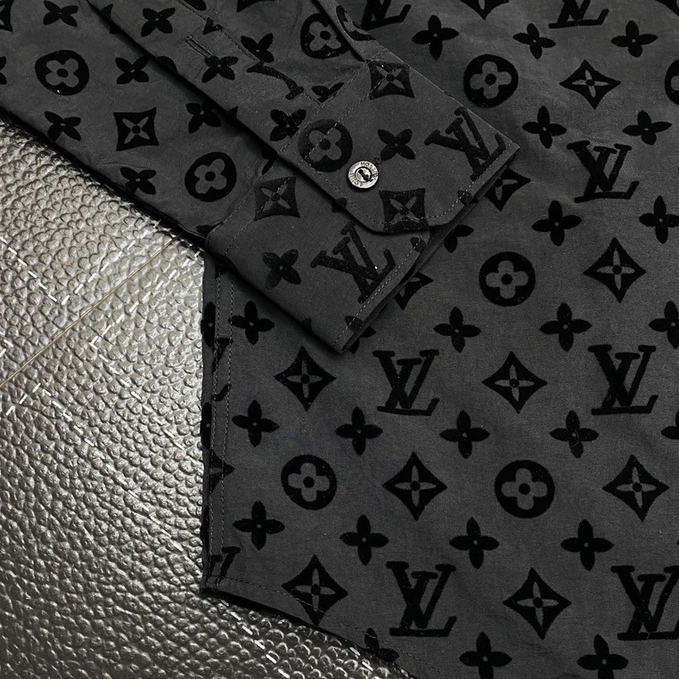 Áo sơ mi LVV black monogram LA 1-1 on web