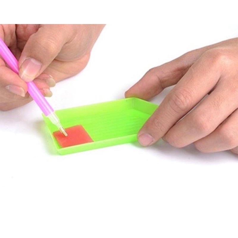 COMBO 5 MIẾNG SÁP ĐÍNH TRANH. Kích Thước:2cm x 2