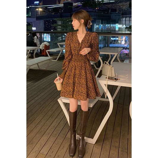 Váy hoa nhí dài tay thon eo xòe tầng xếp ly điệu đà style Hàn Quốc mùa thu