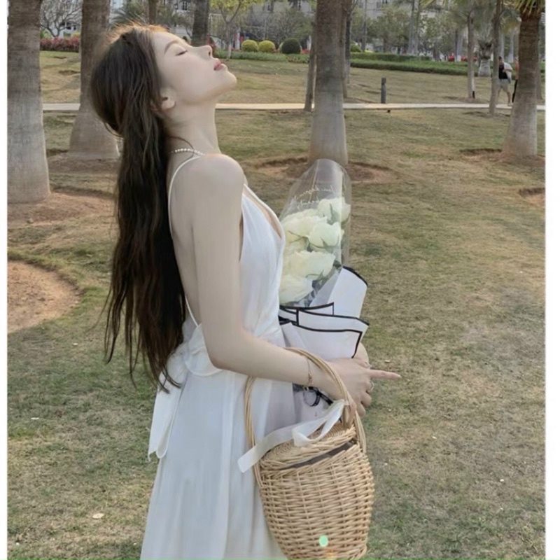 Đầm maxi trắng nơ sau có mút ngực