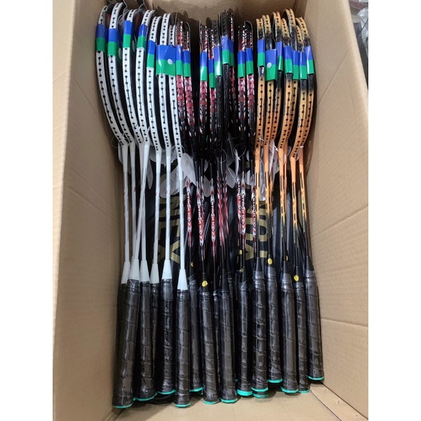 VỢT CẦU LÔNG YONEX ( 1 CÂY) CĂNG SẴN