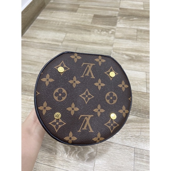 Túi si da thật LV