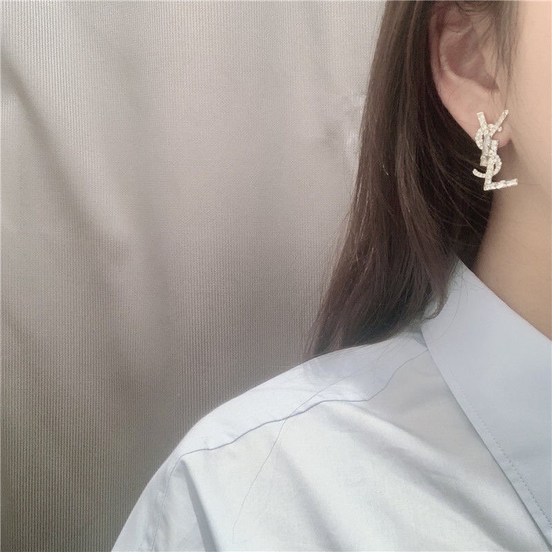 Ysl Khuyên Tai Hình Logo Chữ Bằng Thép Titan Đơn Giản Thanh Lịch Cho Nữ