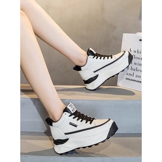 Giày thể thao nữ hot quảng châu