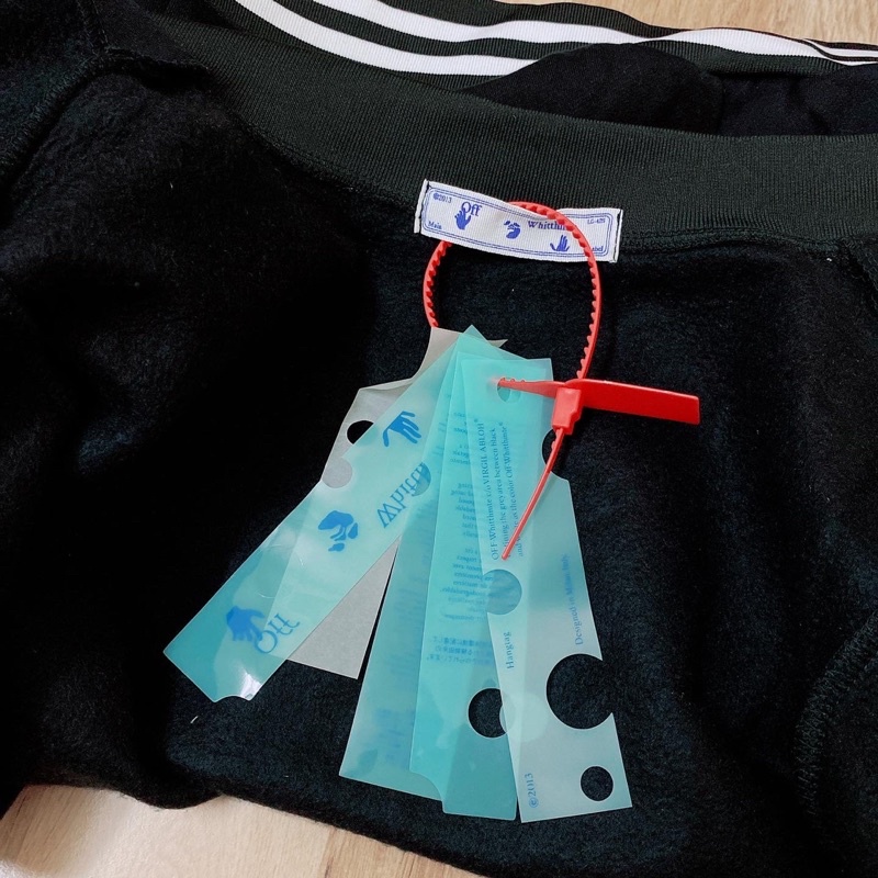 ÁO KHOÁC BOMBER OFF-WHITE