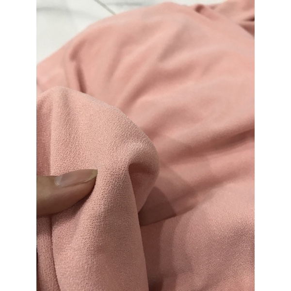 Vải thun cát Hàn màu hồng dâu mềm rũ co dãn 4 chiều (khổ 1m6)