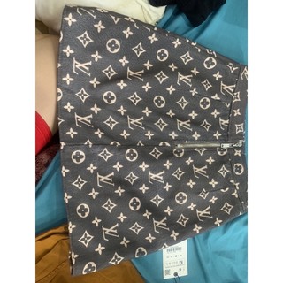 Thanh lý váy LV cao cấp sz M form bé ( chỉ s mới vừa)