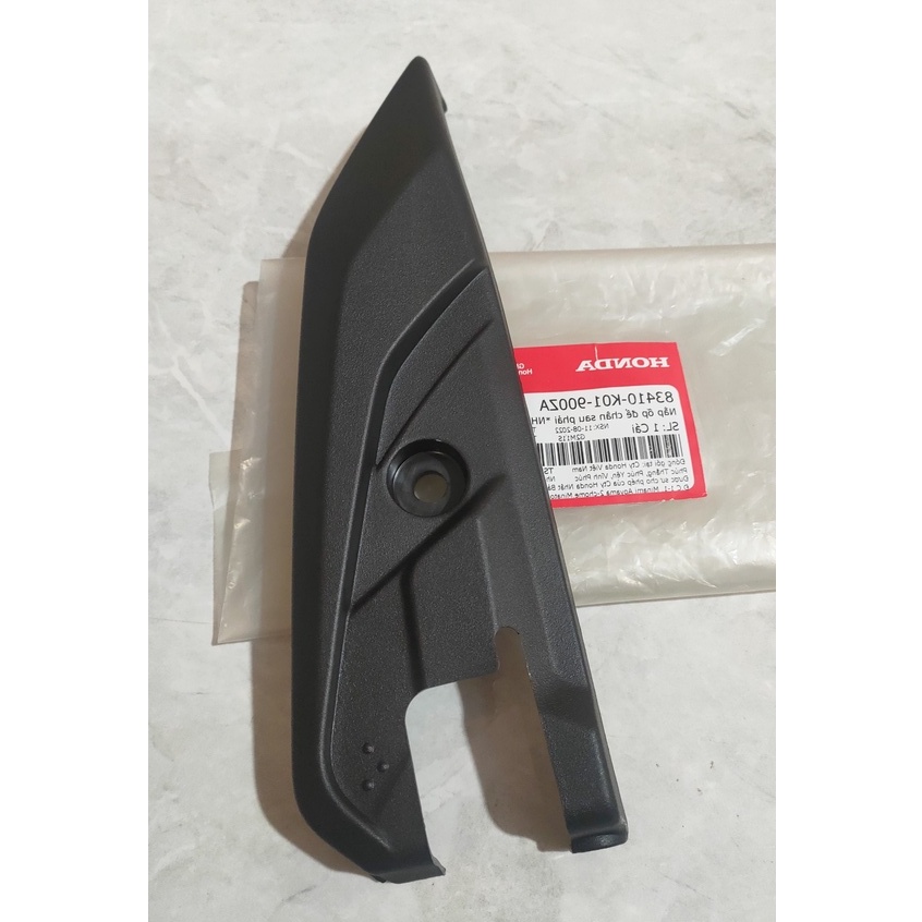 Nắp ốp để chân sau phải *NH-1* (83410K01900ZA)