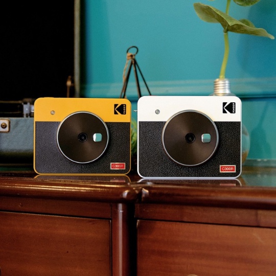 Máy chụp ảnh lấy ngay Kodak Mini Shot 3 Retro C300R - Hàng chính hãng - Bảo hành 1 năm - Tặng kèm 8 tấm ảnh