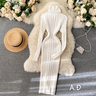 Đầm body len vặn thừng cổ lọ