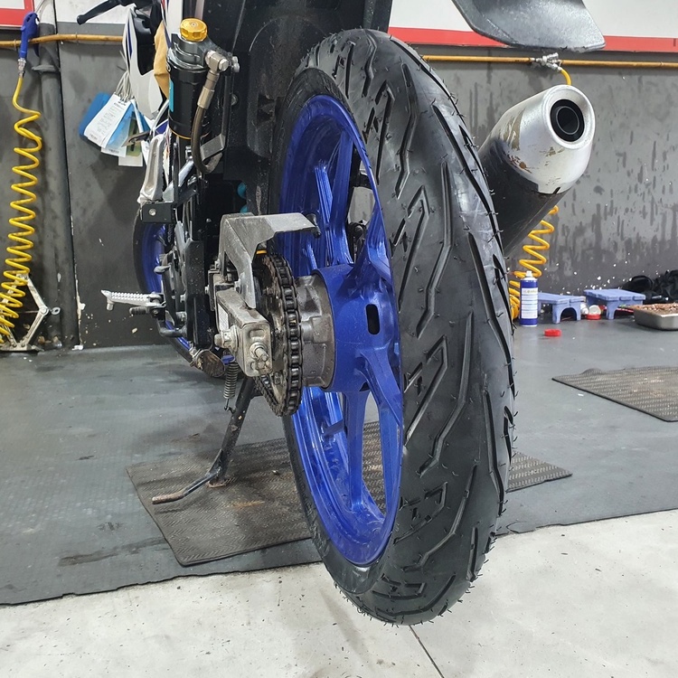 Vỏ xe Aspira Sportivo 70/90-17 hoặc 80/90-17 hoặc 90/80-17