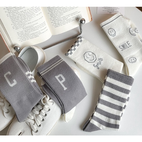 Vớ Tất cổ cao Unisex chữ C, P phong cách thể thao, trẻ trung và năng động.