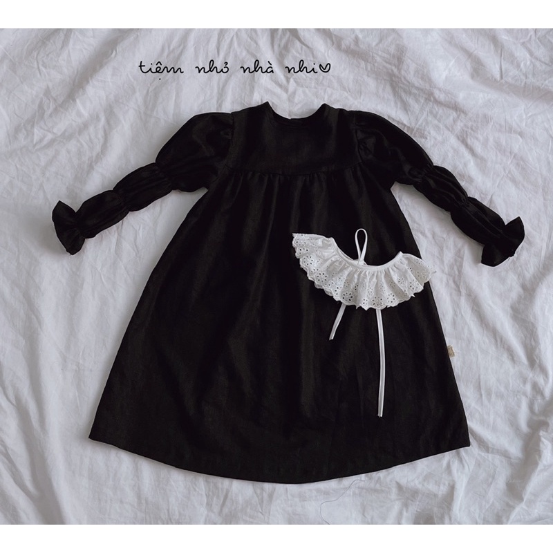 váy linen đen cổ rời