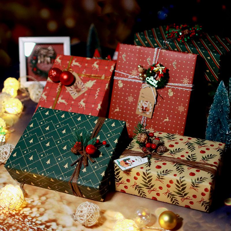 Giấy bọc quà hoạ tiết noel