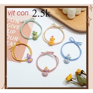 Cột tóc nữ xinh xắn
