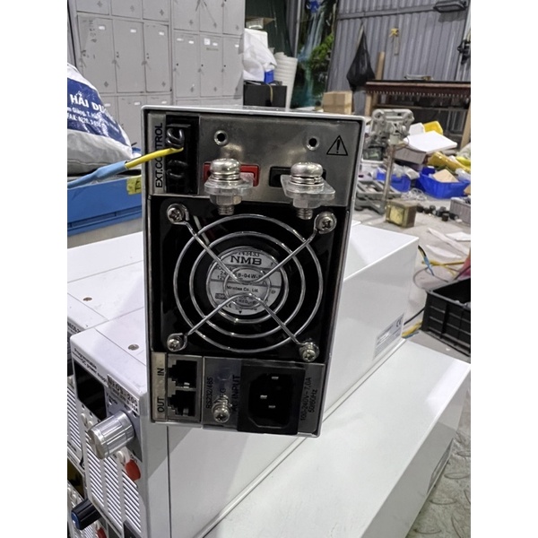 Máy cấp nguồn neos-200 0-20vdc, 0-10a