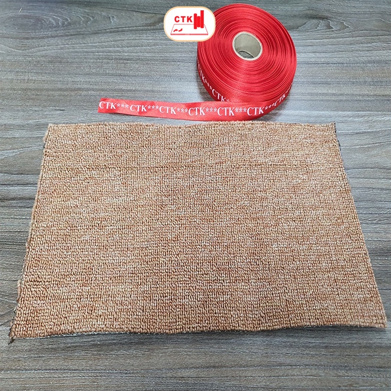 Tấm lót chân chống xe máy mặt len, đế bố 40cm x 20cm