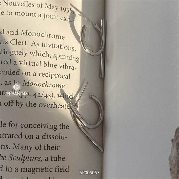 Bông tai nữ chuôi bạc 925 Eleanor Accessories thiết kế cá tính basic phụ kiện trang sức 5057