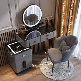 Bàn trang điểm thông minh VIP012 có sạc không dây và loa Bluetooth, có gương đèn Led cảm ứng 3 màu hiện đại kèm ghế