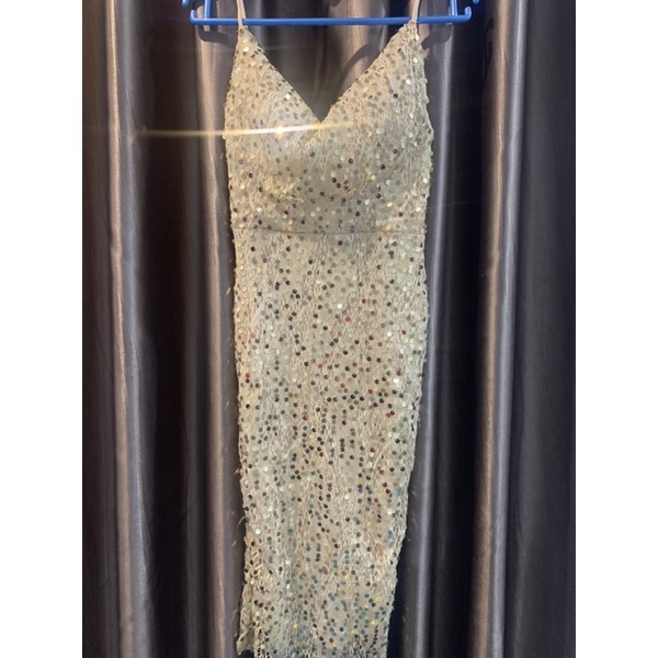 Váy thiết kế mình may cả vải và công gần 4tr tl 500k sz M
