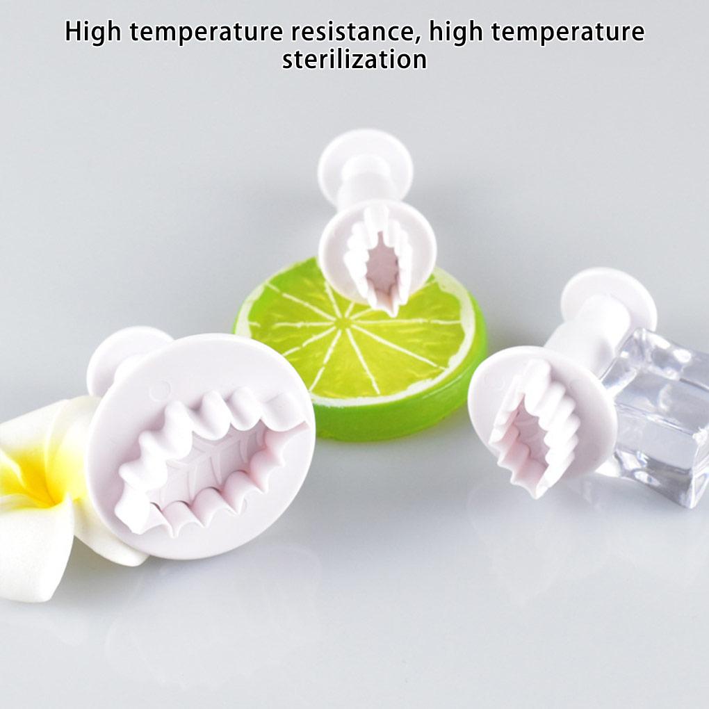 Set 3 Khuôn Dập Nổi Tạo Hình Lá Cây Thông Giáng Sinh Trang Trí Bánh DIY