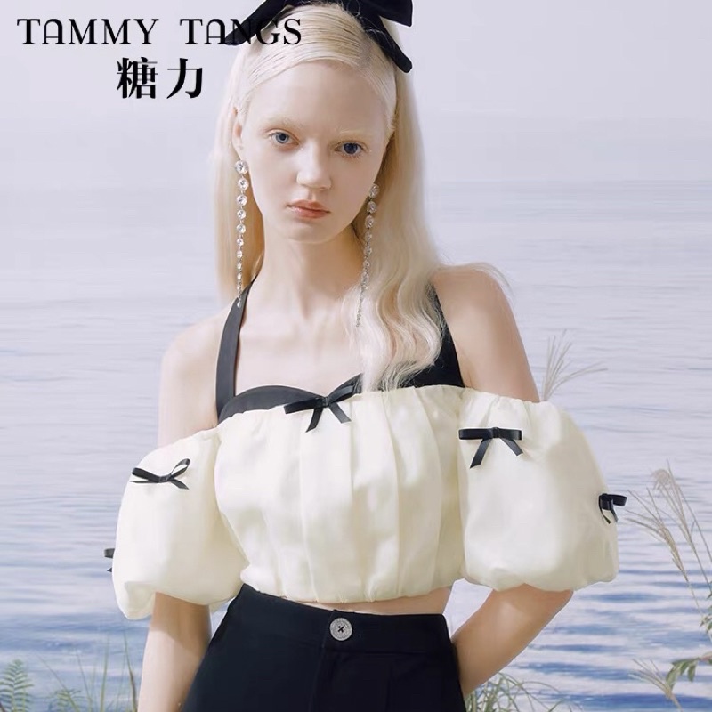 Áo Croptop Tay Bồng Thắt Nơ Cổ Đính Nơ Nhí Xinh Xắn