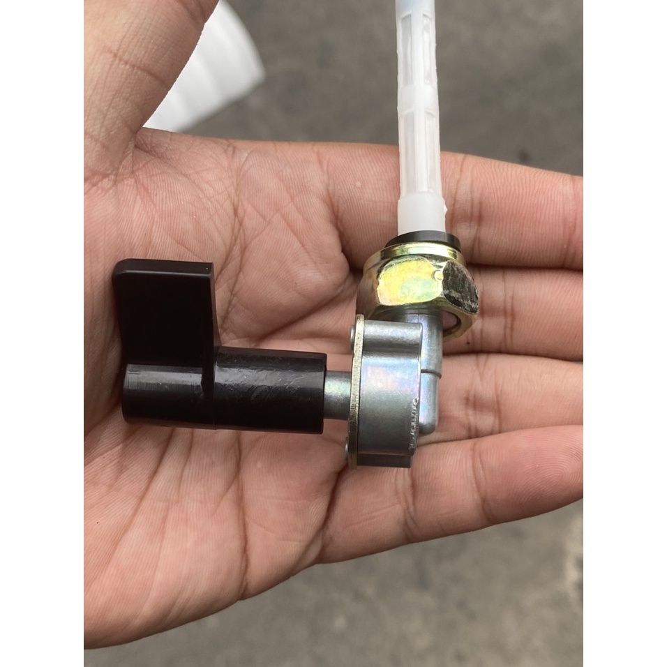 KHOÁ XĂNG XE CHALY