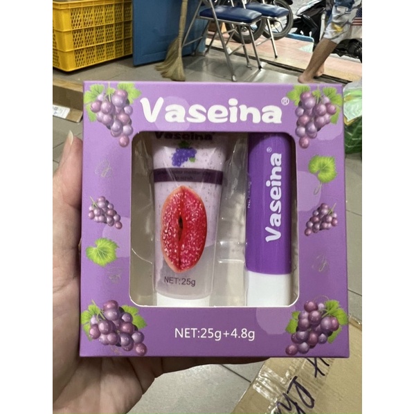 HỘP 2 CÂY SON DƯỠNG MÔI