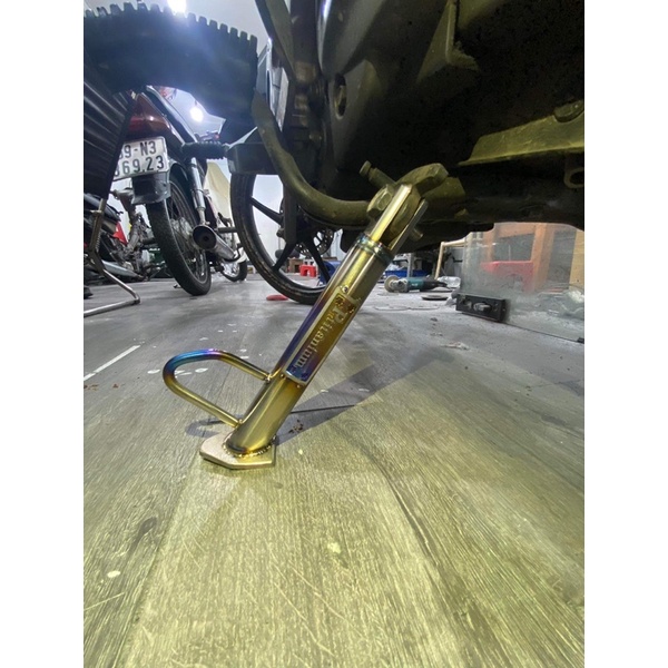 PTITANIUM chống ngang titan gắn các loại xe máy vario exciter winner satria wave