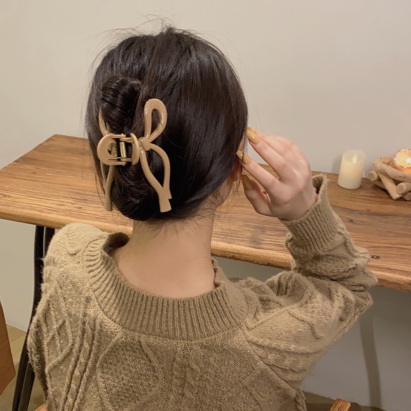 1 Kẹp Tóc Càng Cua Lớn Bằng Acrylic Màu Trơn Thanh Lịch Cho Nữ