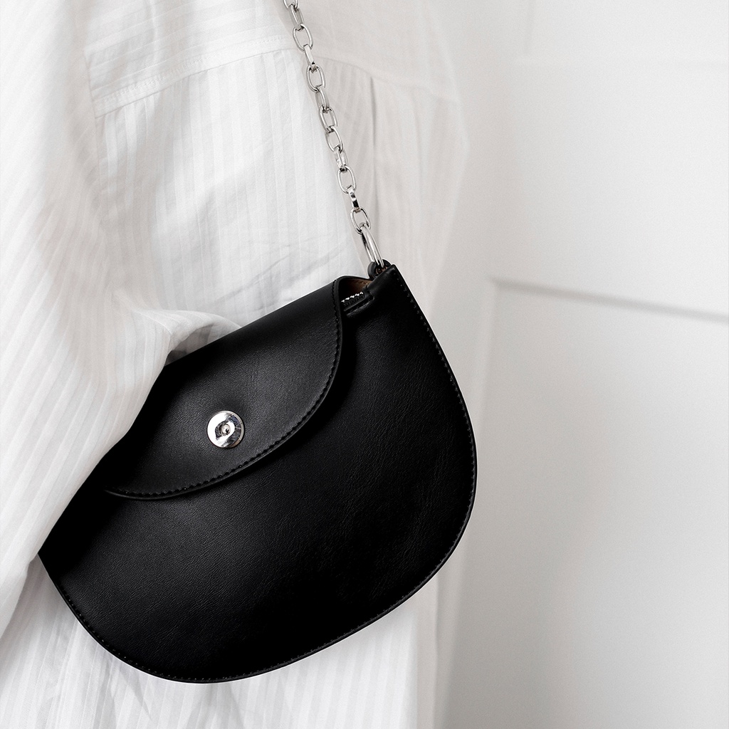 Túi xách Floralpunk Crescent Bag Black