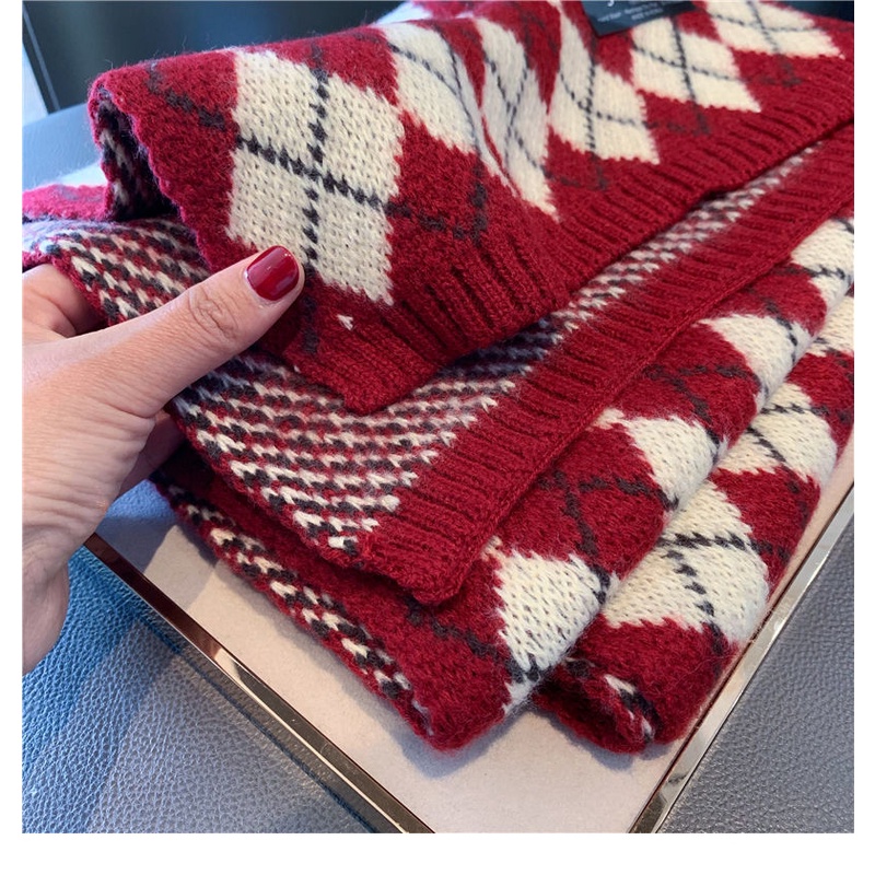 Khăn Choàng Dệt Kim Dày Dặn Màu Đỏ Đính Kim Cương Phong Cách Hàn Quốc Cho Nữ