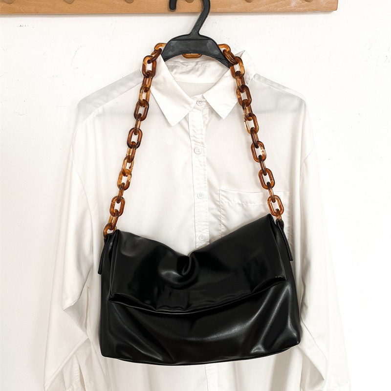 IELGY Túi Đeo Chéo Da Mềm Cỡ Lớn Phối Dây Xích acrylic Thời Trang Cho Nữ