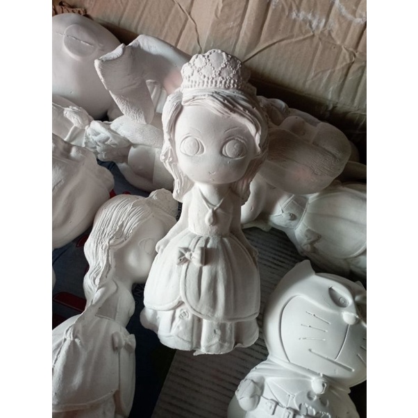 Tượng tô màu elsa ,cô dâu,công chúa ,siêu nhân cỡ đại