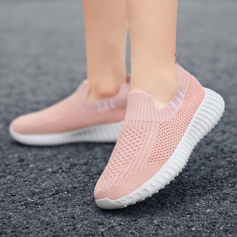 giày slip on lưới