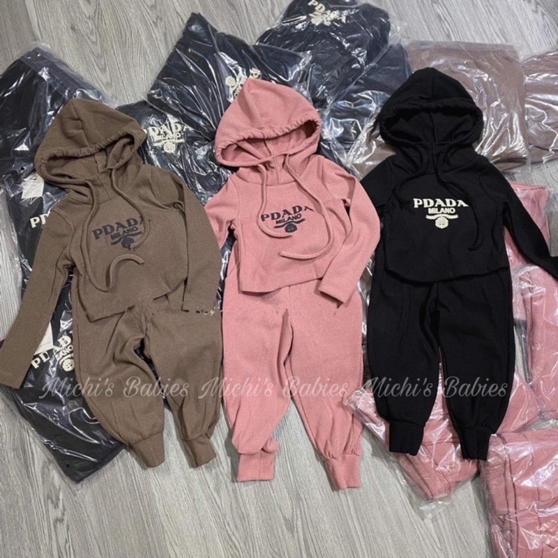 Set bộ len pdada siêu xinh cho bé