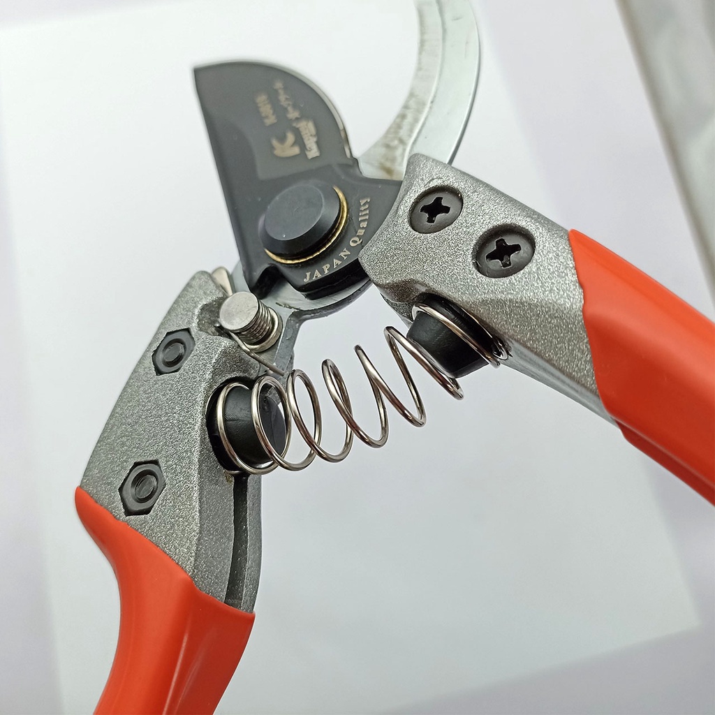 Kéo cắt cành 8inch 200mm lưỡi thép SK5 sắc bén Kapusi K-8619