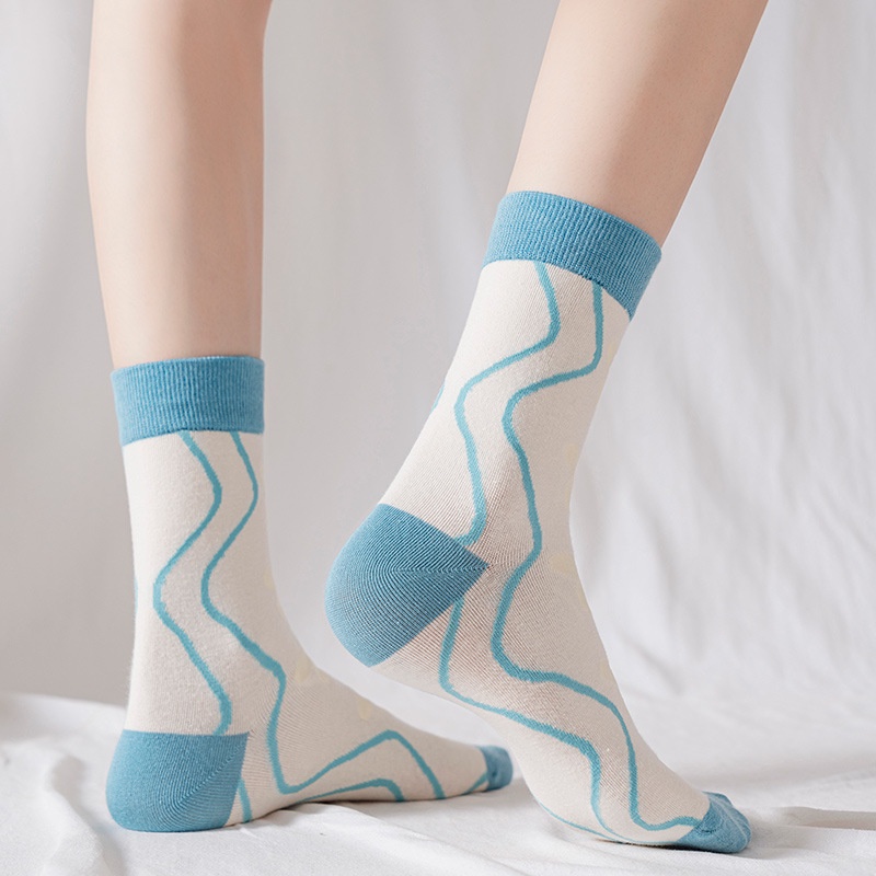 Vớ WAFNHA D774 cotton họa tiết sọc caro thời trang dành cho nữ