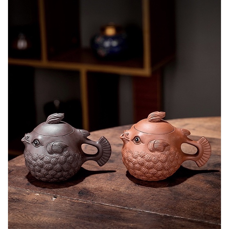 Ấm gốm mô phỏng cá