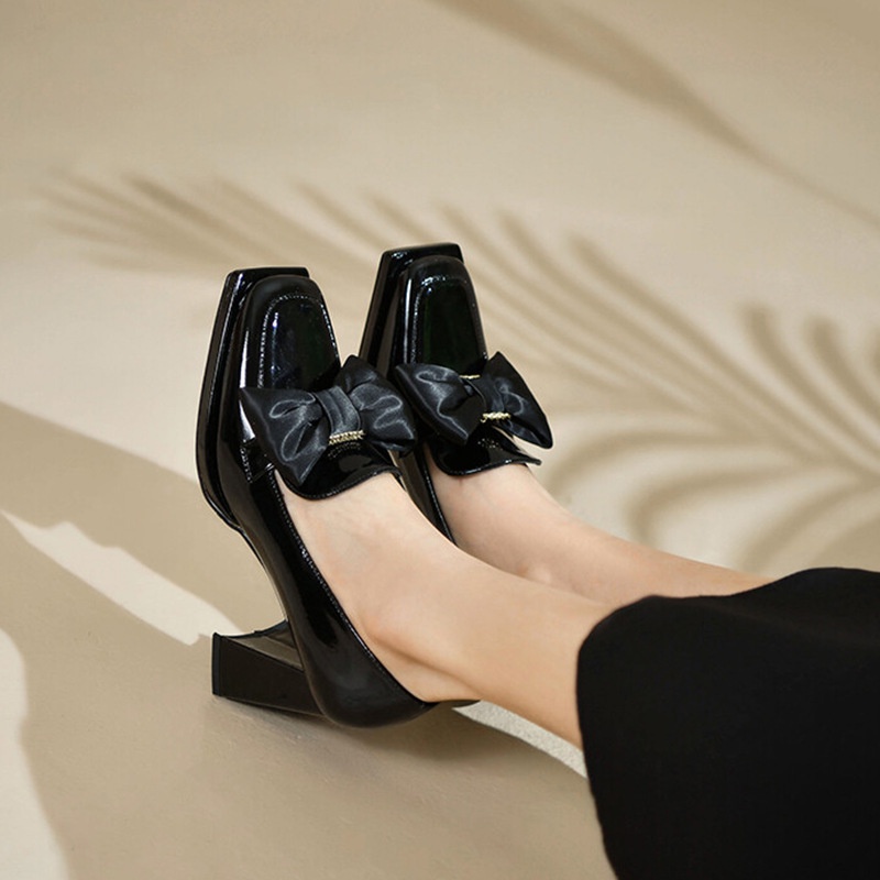 Giày Cao Gót Da Mũi Vuông Đế Dày Đính Đá Chống Thấm Nước Phong Cách Hàn Quốc Dành Cho Nữ