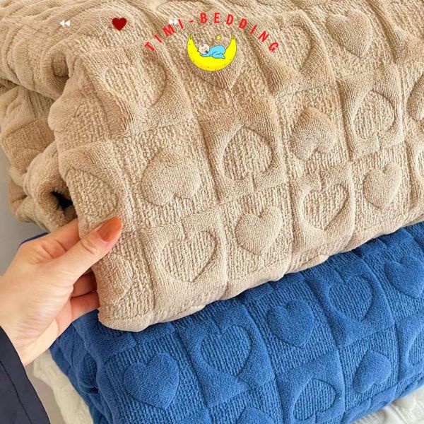 Bộ Ga gối nỉ nhung sữa hình trái tim mẫu mới mềm mại, êm ái và sang trọng - Timibedding
