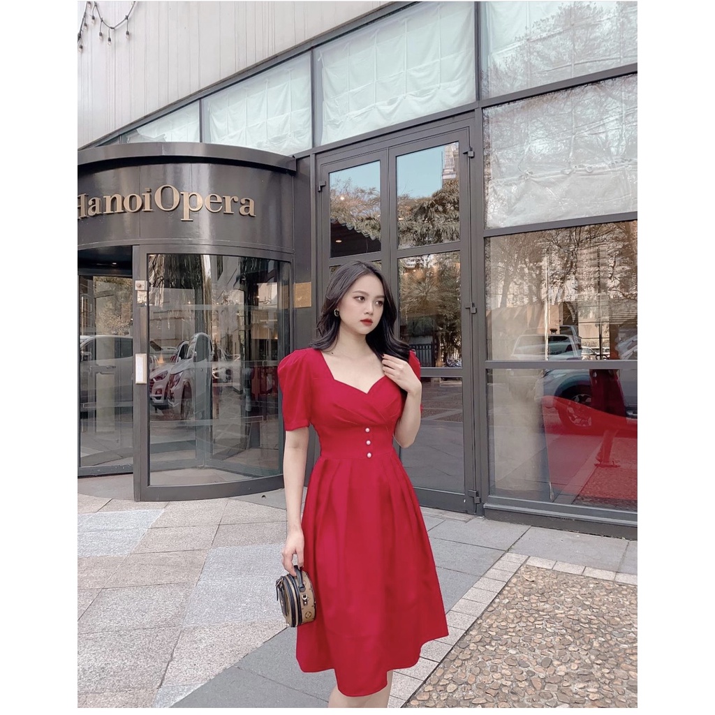 ĐẦM MIDI ĐỎ CỔ TIM NGỰC XẾP ĐÍNH 3 HẠT